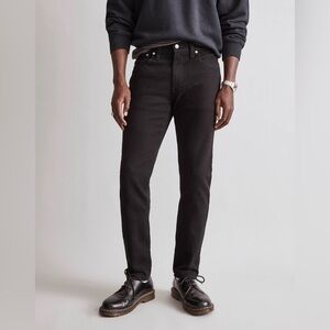 Madewell Athletic Slim Jeans in Black 32 x 30